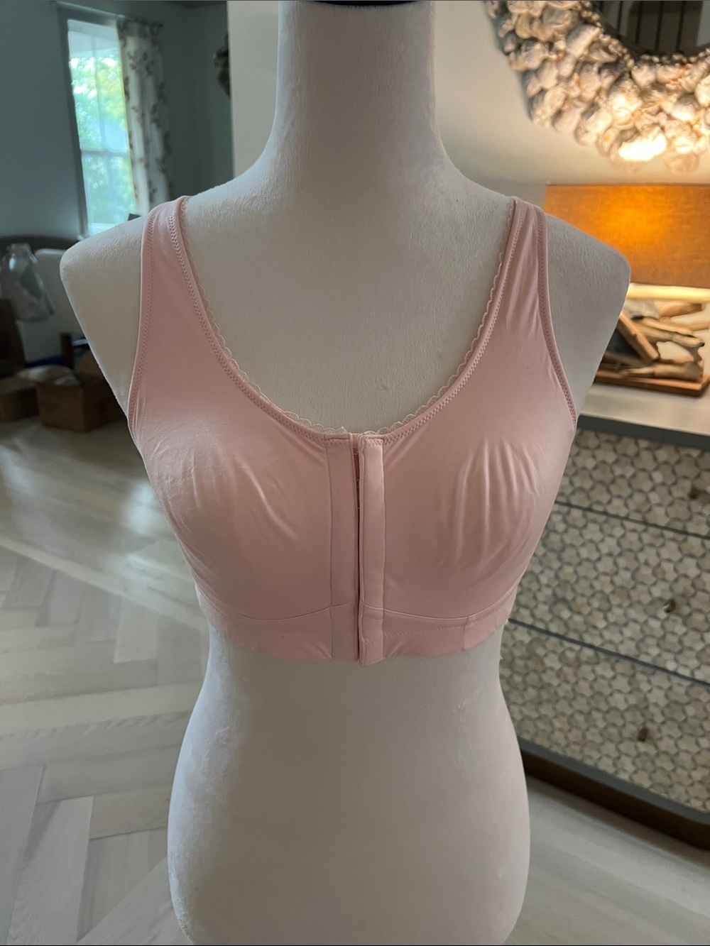 Victoria's Secret Front-Closure Comfort Bra - Light Pink
